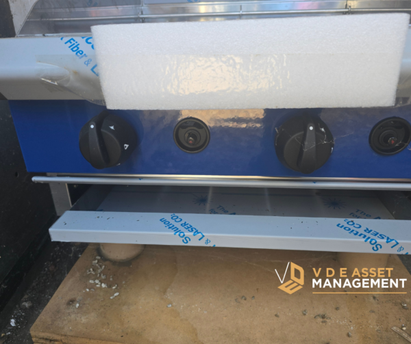 Lot 1 (Catering 4) Blue Seal Evolution G594-LS-N 600mm Natural Gas Chargrill - G032-N